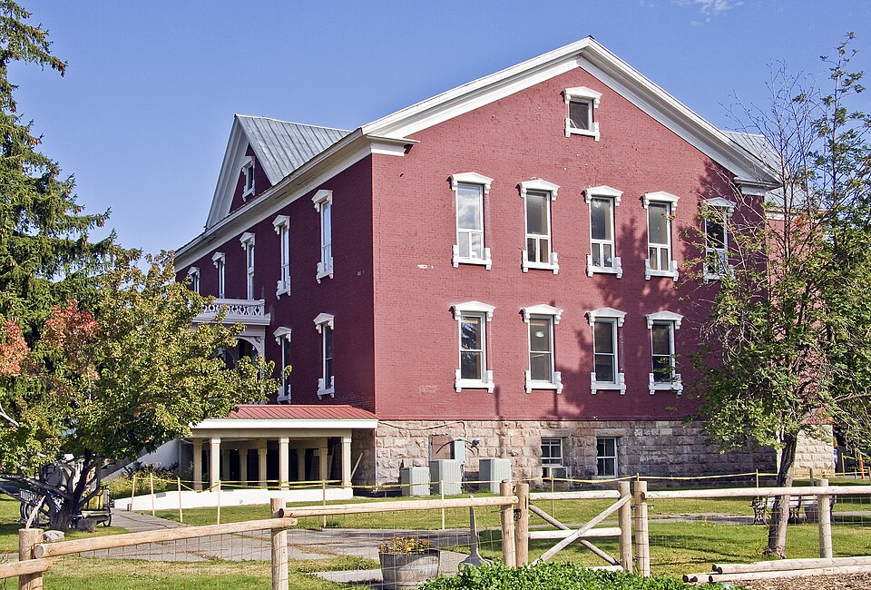 Photograph of Blaine County Courthouse