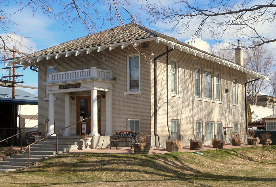 Photograph of Mountain Home Carnegie Library