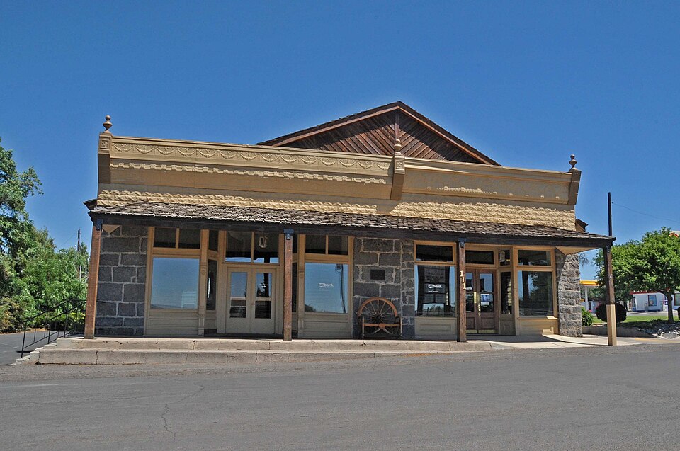 Photograph of Morris Roberts Store