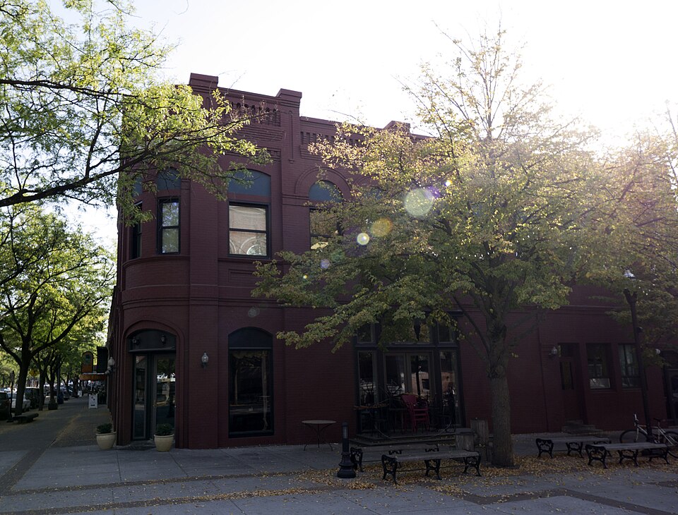 Photograph of Skattaboe Block