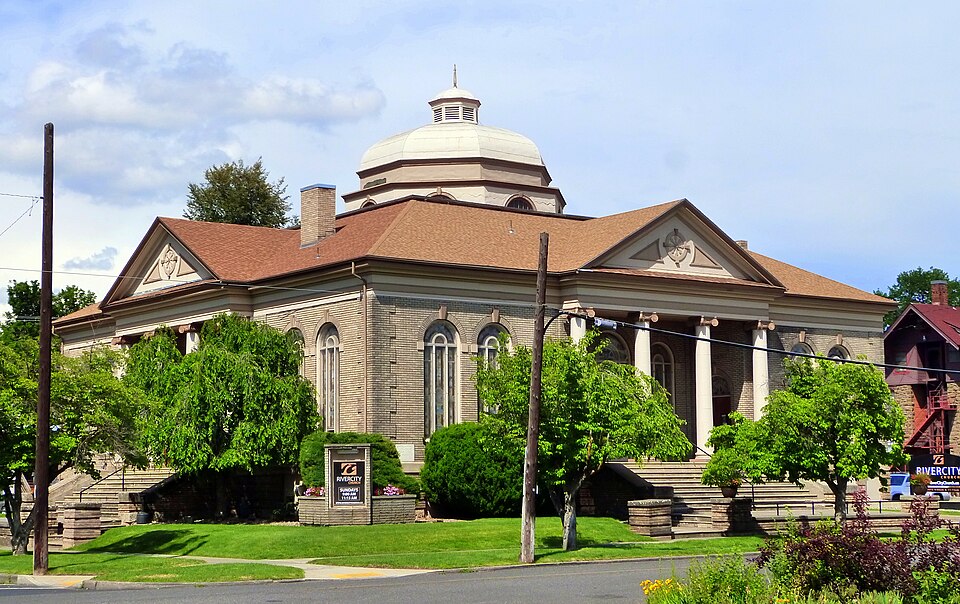 Photograph of First Christian Church