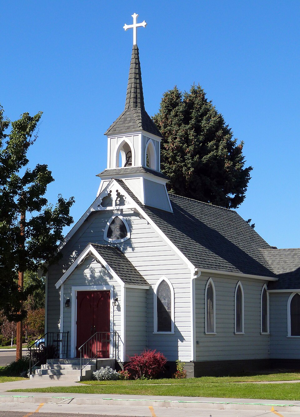 Photograph of St. Luke's Episcopal Church