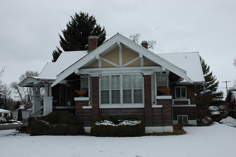 Photograph of D.L. Evans Sr. Bungalow