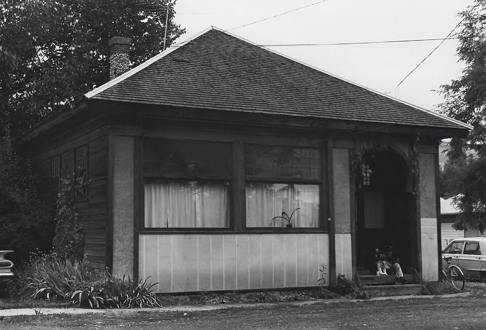 Photograph of First Lapwai Bank