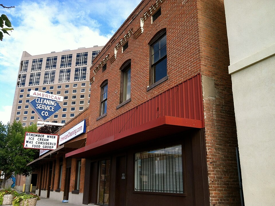 Photograph of Chinese Odd Fellows Building