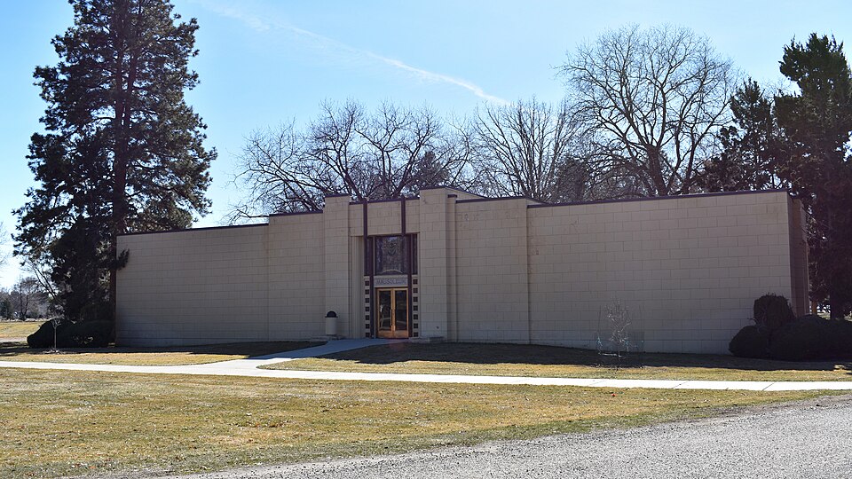 Photograph of Morris Hill Cemetery Mausoleum
