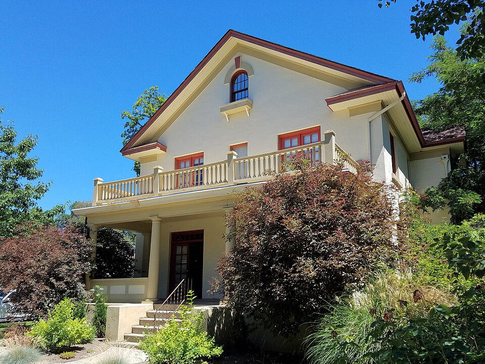 Photograph of Adolph Schreiber House
