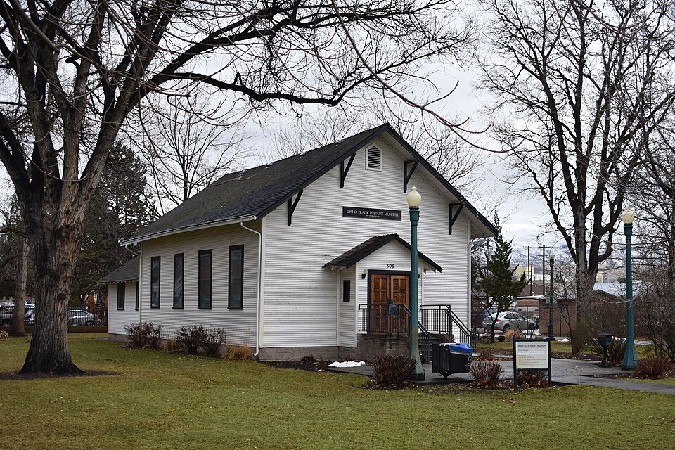 Photograph of St. Paul Missionary Baptist Church