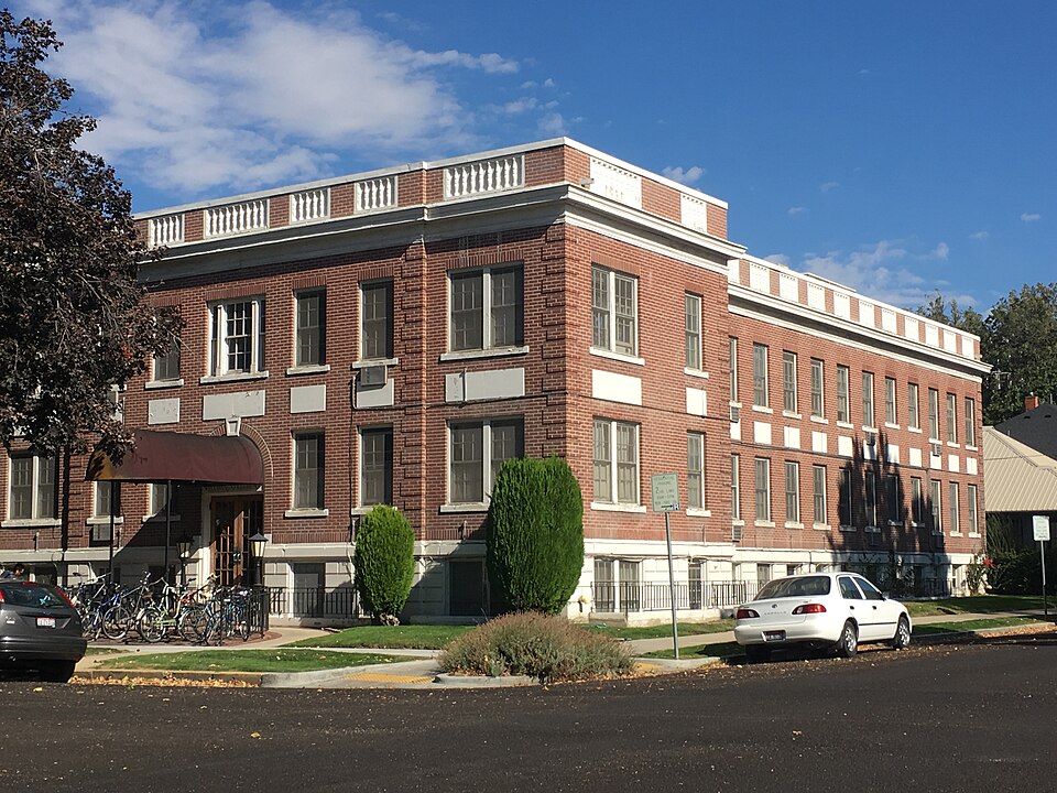 Photograph of Wellman Apartments