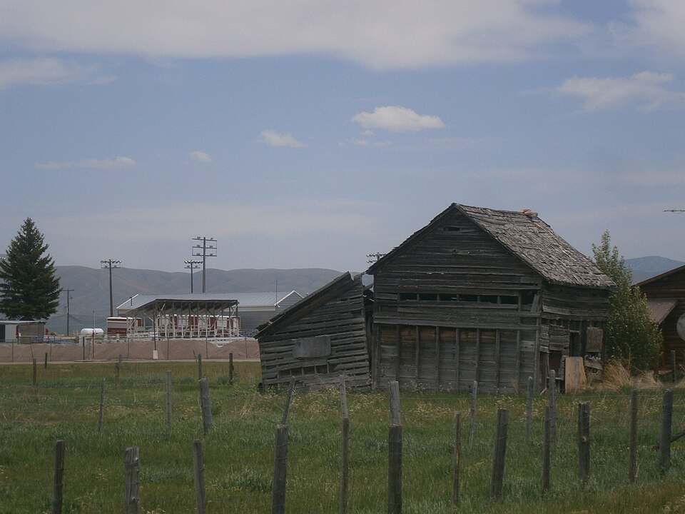 Photograph of Grunder Cabin and Outbuildings