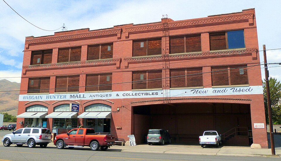 Photograph of Idaho Grocery Warehouse and Annex