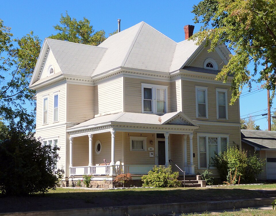 Photograph of Mary Elizabeth Sommercamp House