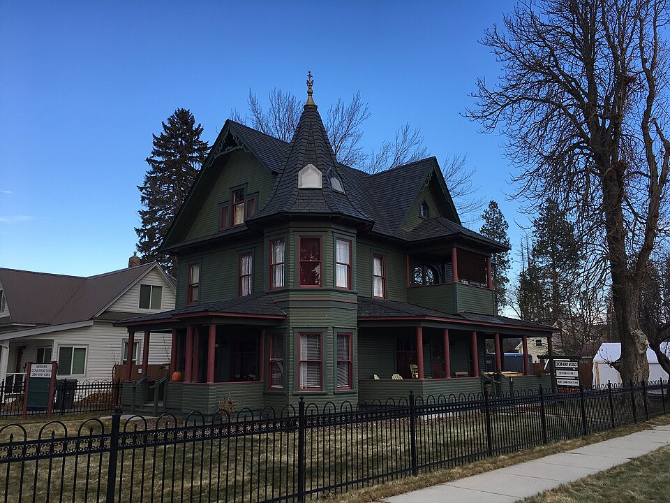 Photograph of Amanda Nesbitt House