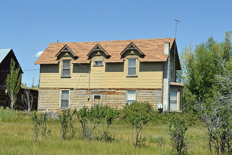 Photograph of J.U. Stucki House and Outbuildings