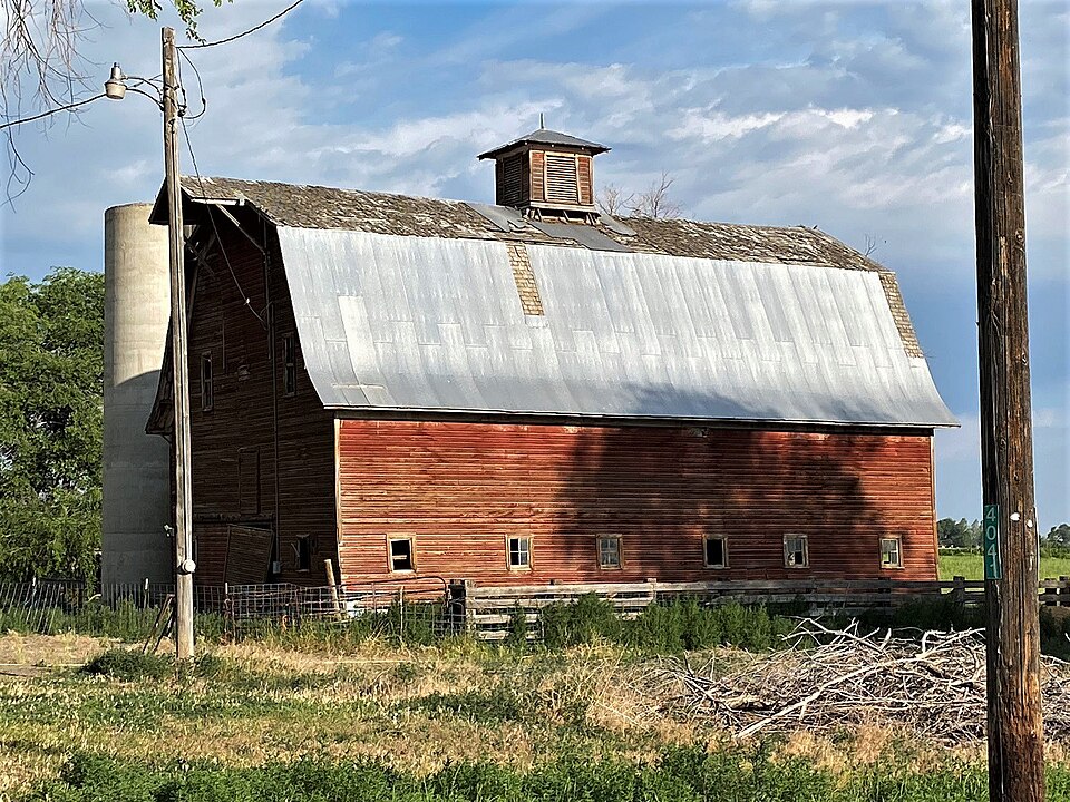 Photograph of Rudolf Kunze Barn