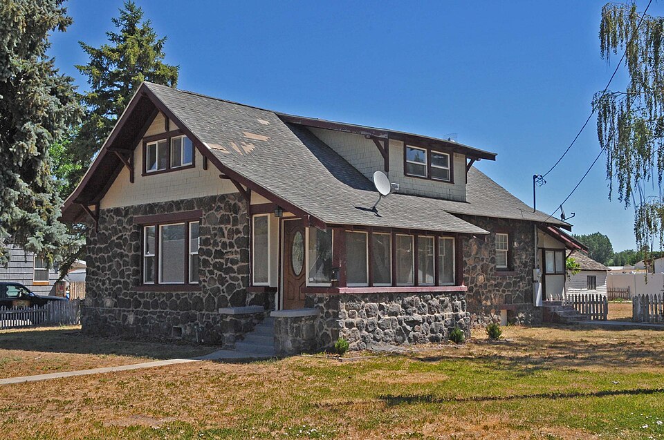 Photograph of Frank J. Brick House