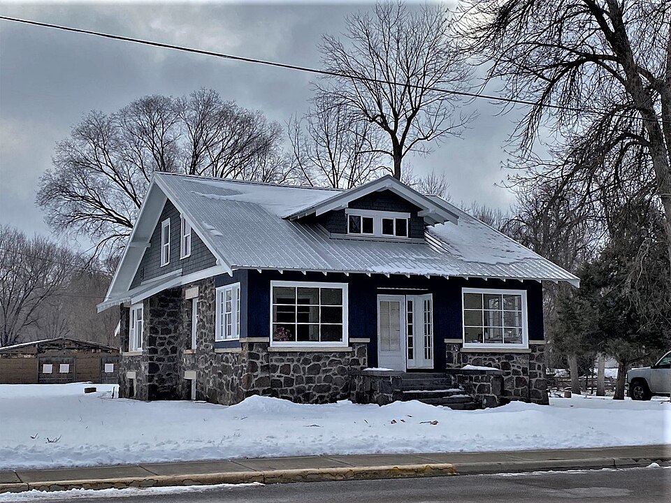Photograph of Joseph Mandl House