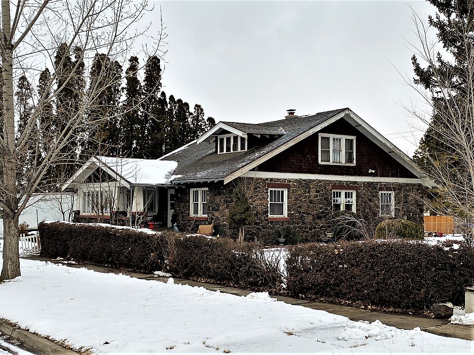 Photograph of J. O. Lee House