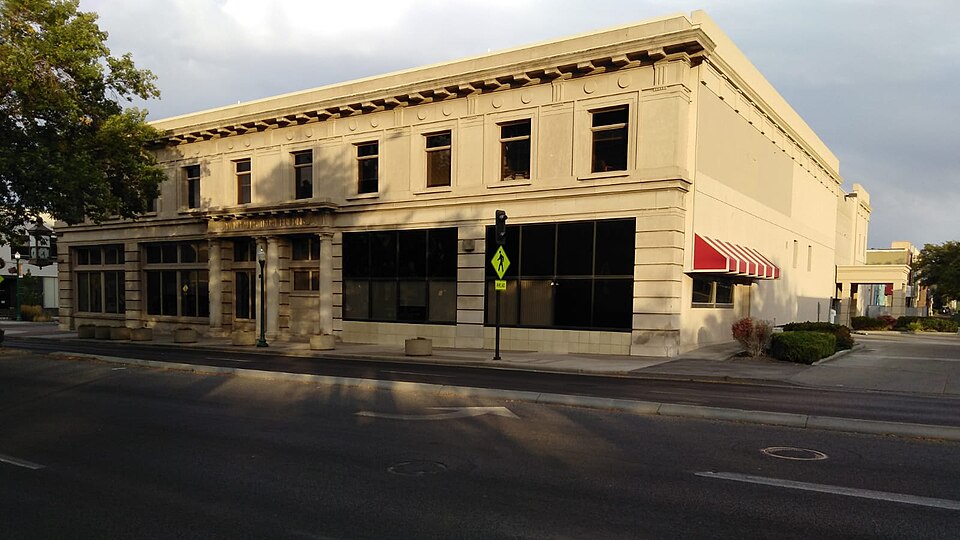 Photograph of Twin Falls Bank and Trust Company Building