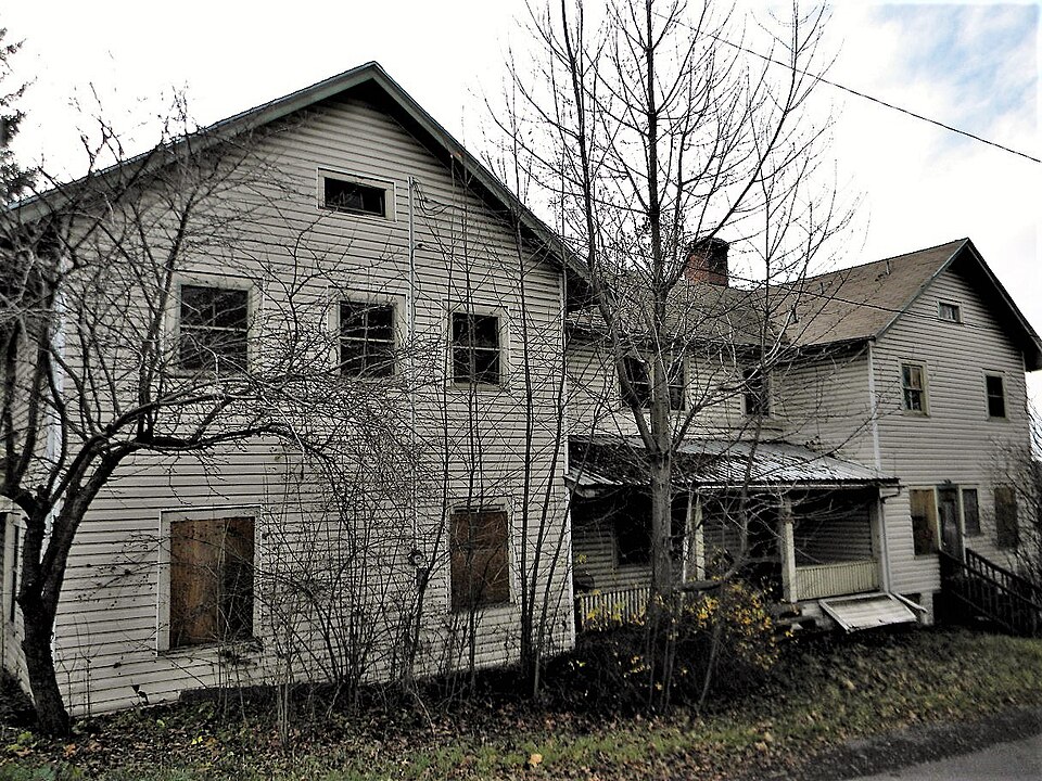 Photograph of Boarding House