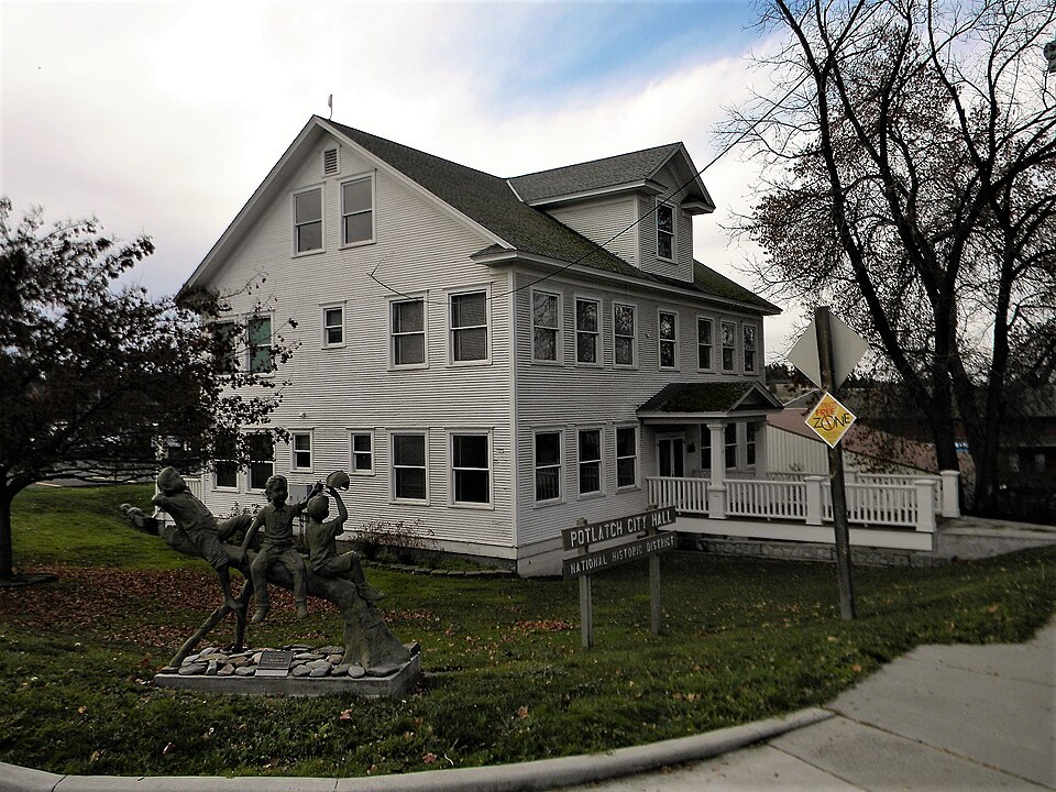 Photograph of Commercial Historic District