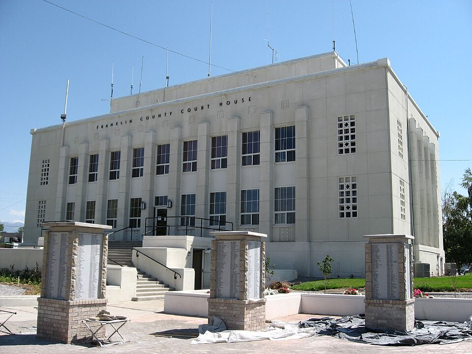 Photograph of Franklin County Courthouse