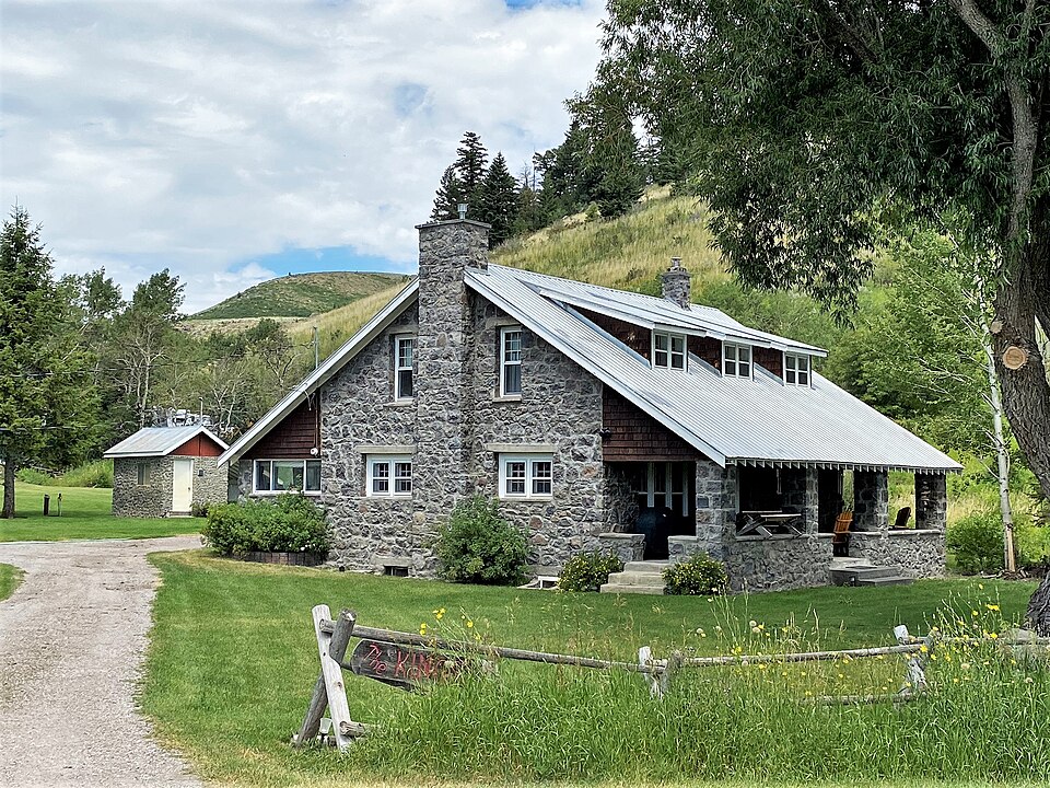 Photograph of Spencer Rock House