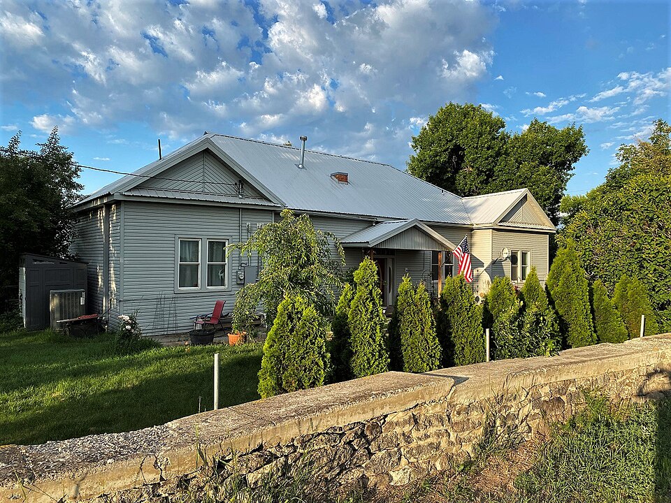 Photograph of Pleasant Valley School