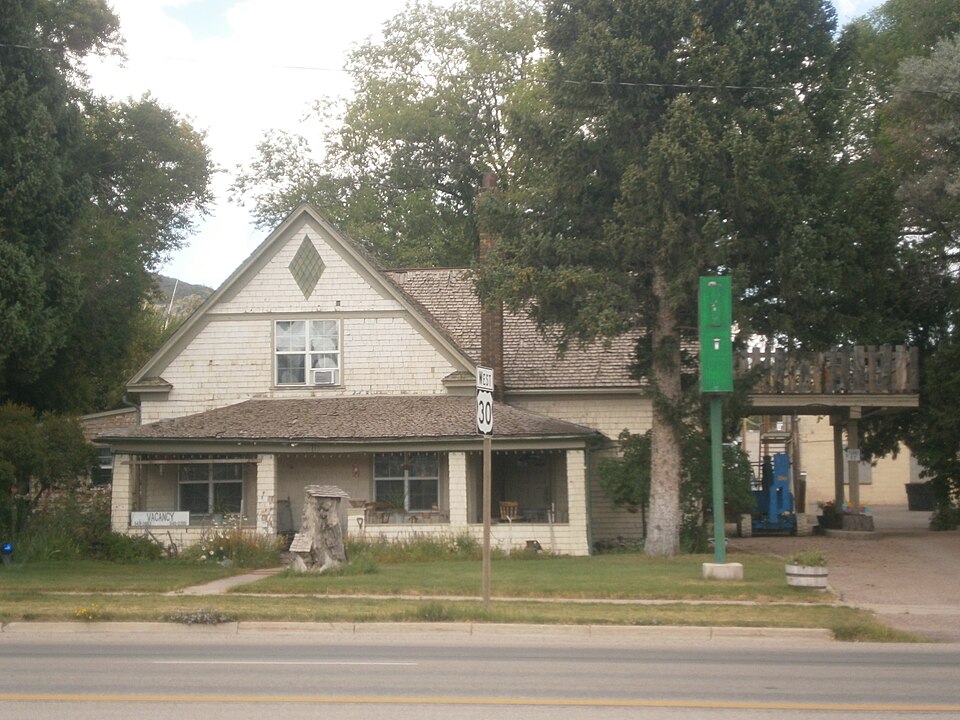 Photograph of Edgar Walter Largilliere Sr. House