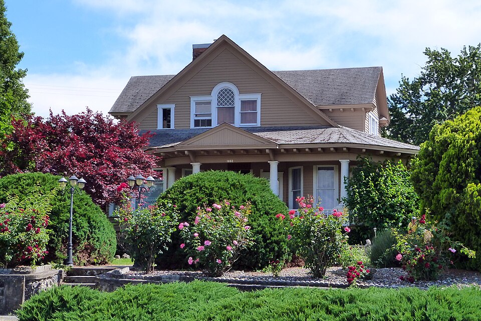 Photograph of William and Elizabeth McLaren House