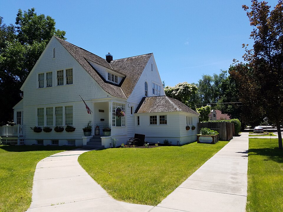Photograph of F. F. Beale House