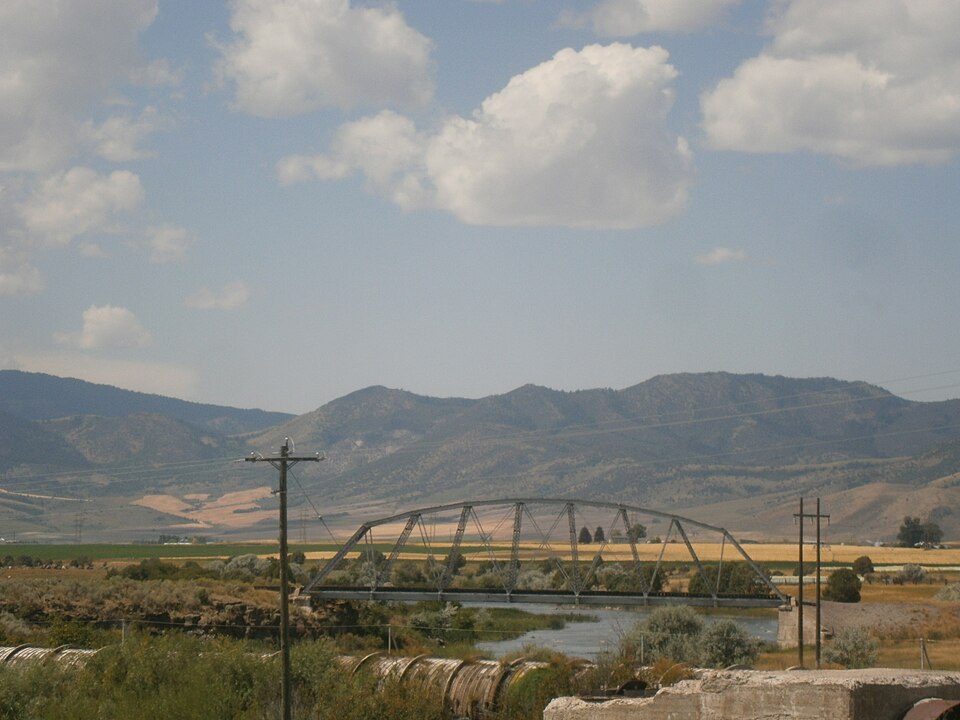 Photograph of Grace Pegram Truss Railroad Bridge