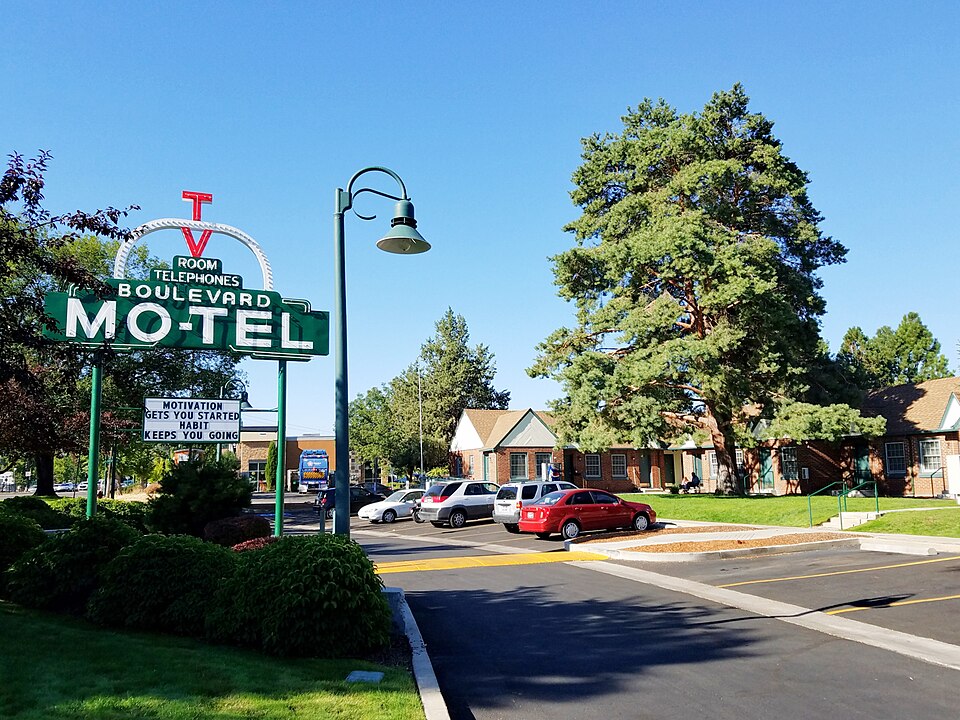 Photograph of Boulevard Mo-tel