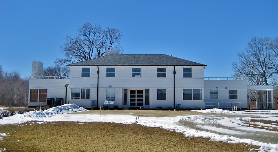 Photograph of Adlai E. Stevenson II Farm