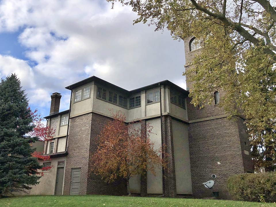 Photograph of Riverbank Laboratories