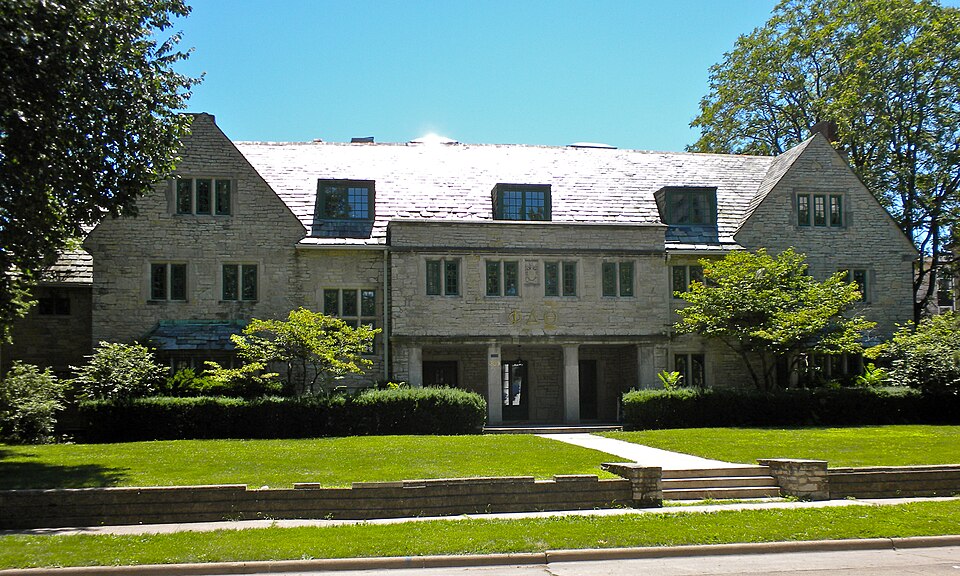 Photograph of Phi Delta Theta Fraternity House