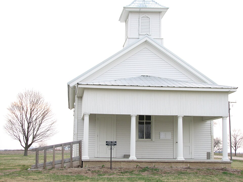 Photograph of Lone Tree School