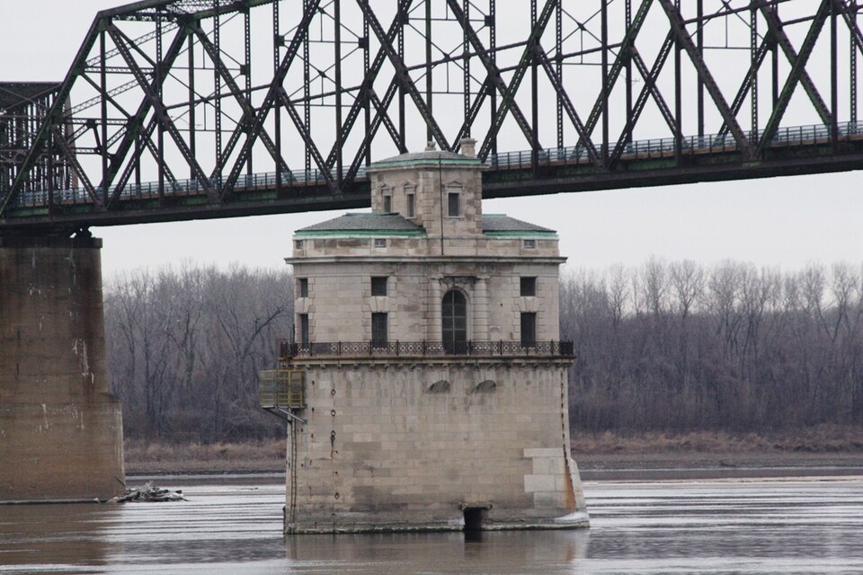 Photograph of Chain of Rocks Bridge