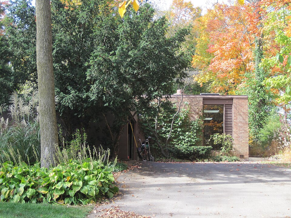 Photograph of Alfred A. Schiller House