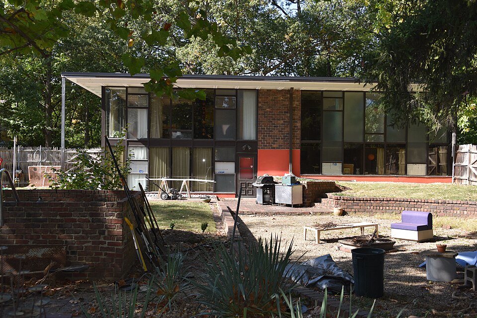 Photograph of Hugh M. Garvey House