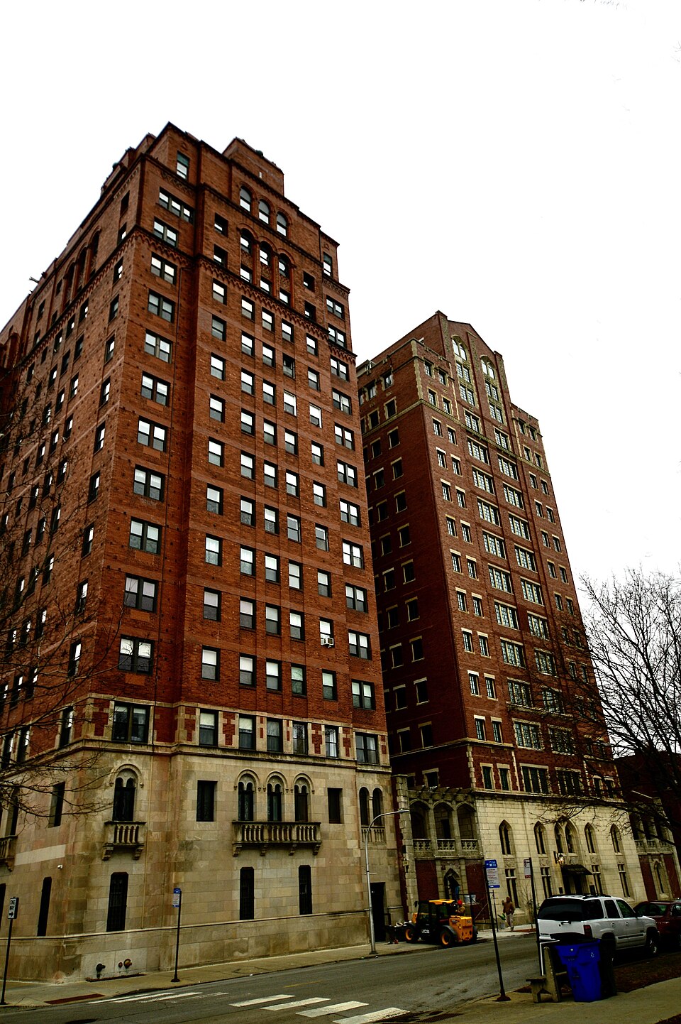 Photograph of Shoreline Apartments