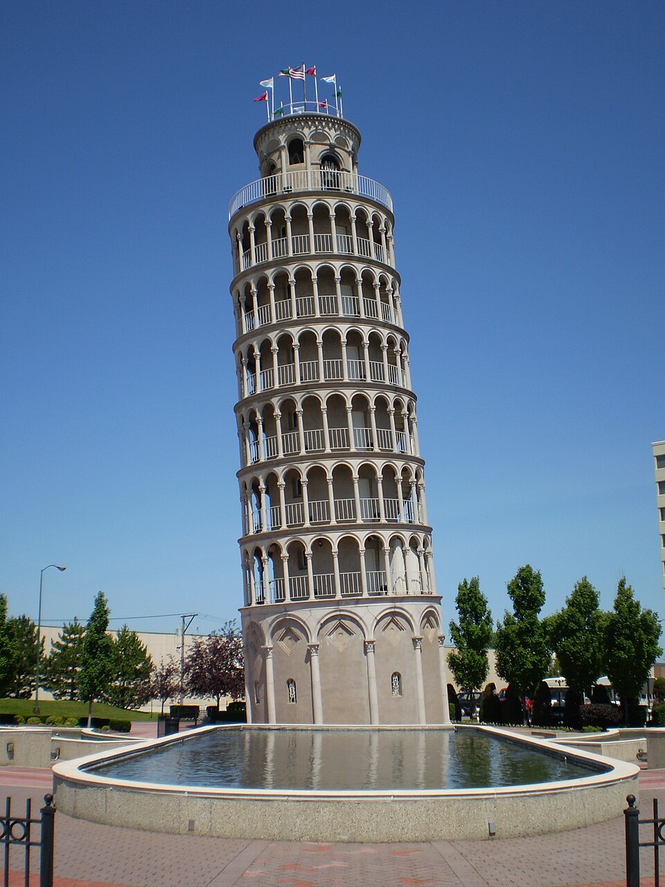Photograph of Leaning Tower of Niles
