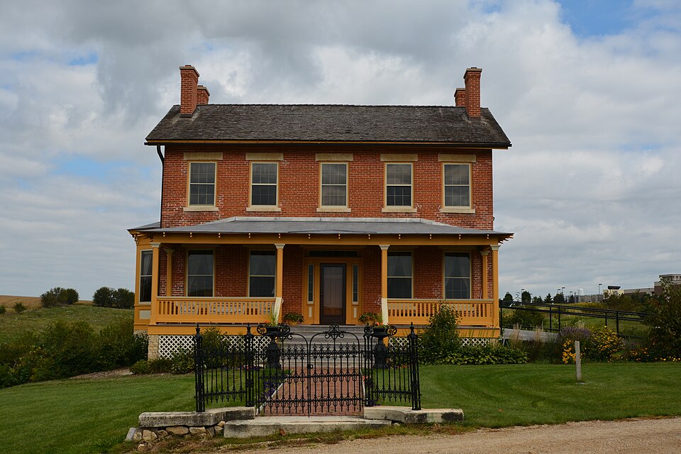 Photograph of Henry W. Miller House