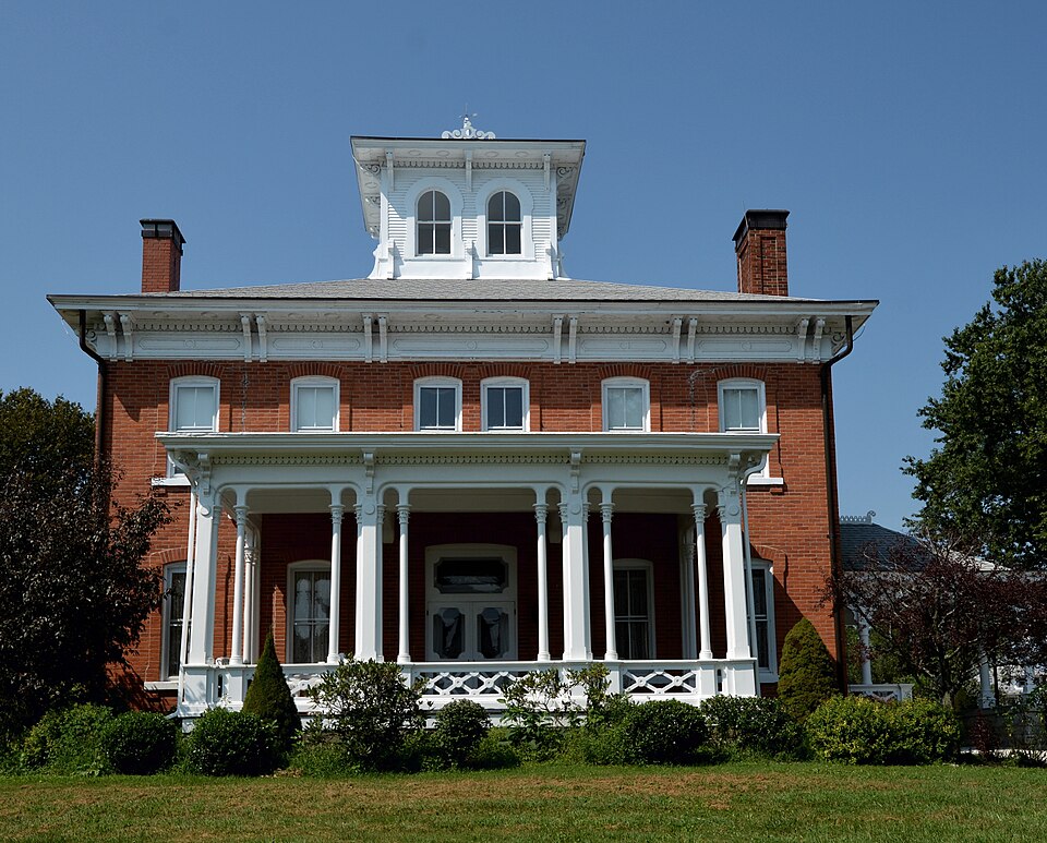 Photograph of Fisher-Chapman Farmstead