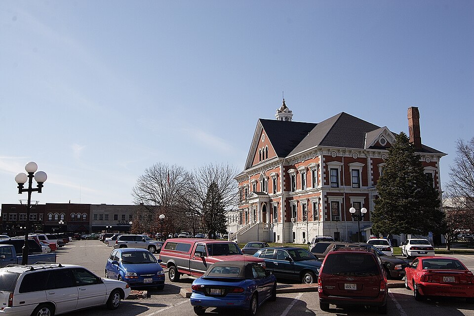 Photograph of Macomb Courthouse Square Historic District
