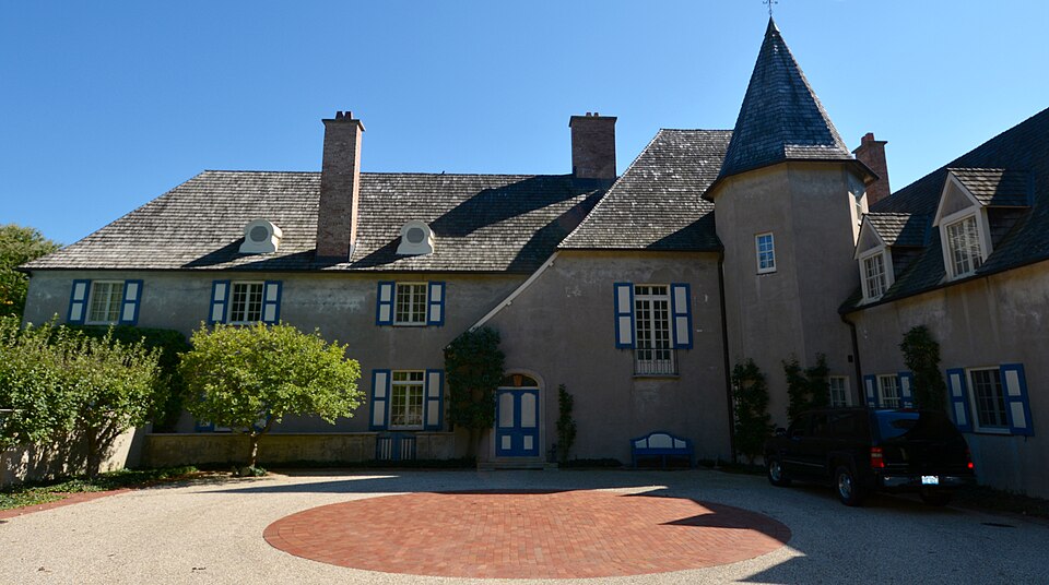 Photograph of Jesse L. Strauss Estate