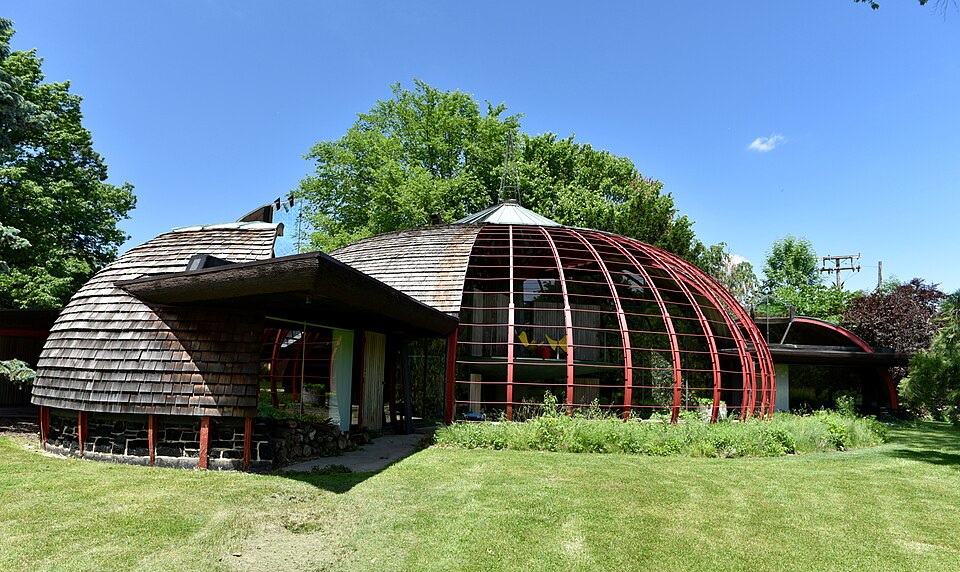 Photograph of Sam and Ruth VanSickle Ford House