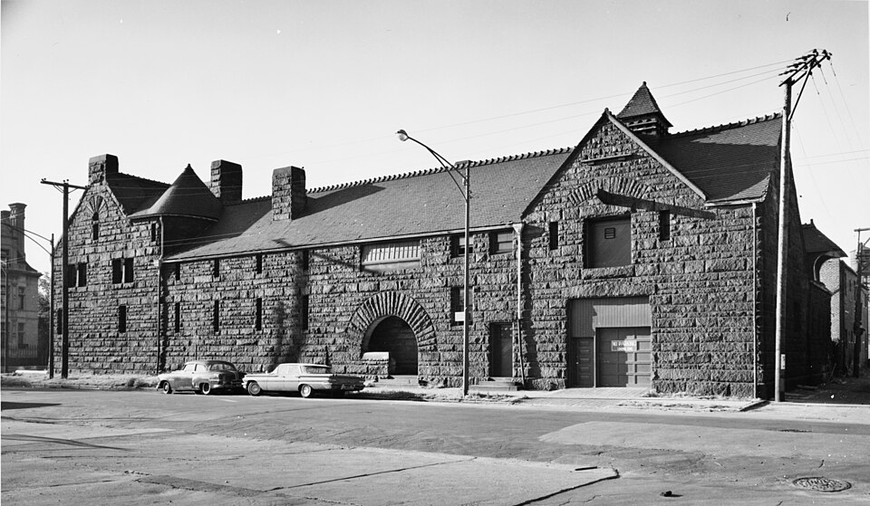 Photograph of Prairie Avenue District
