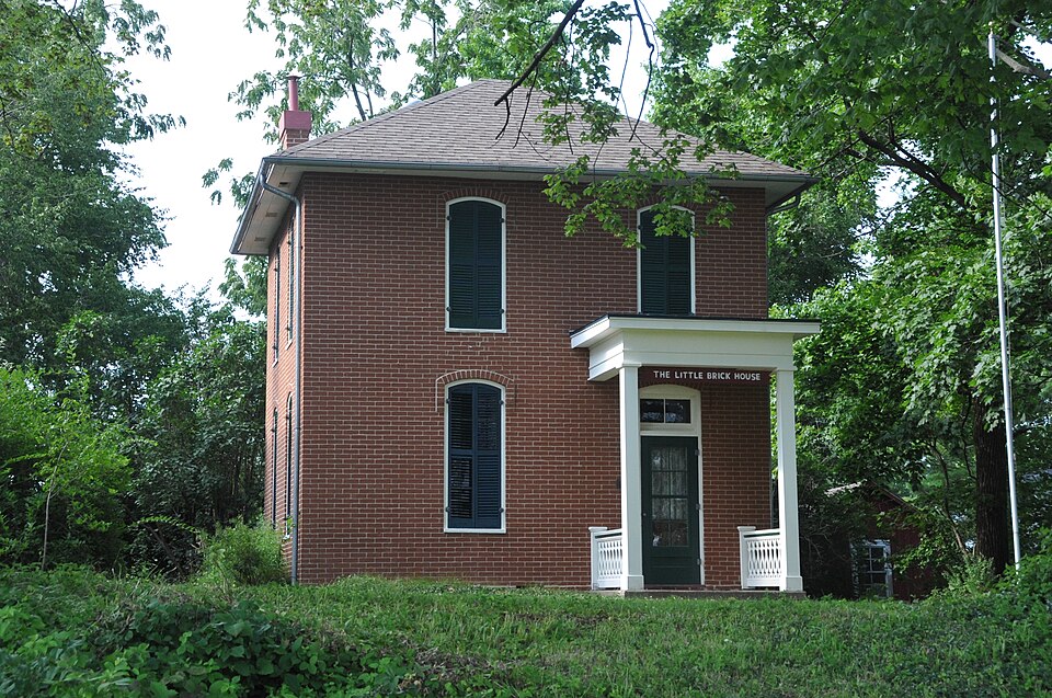 Photograph of Little Brick House