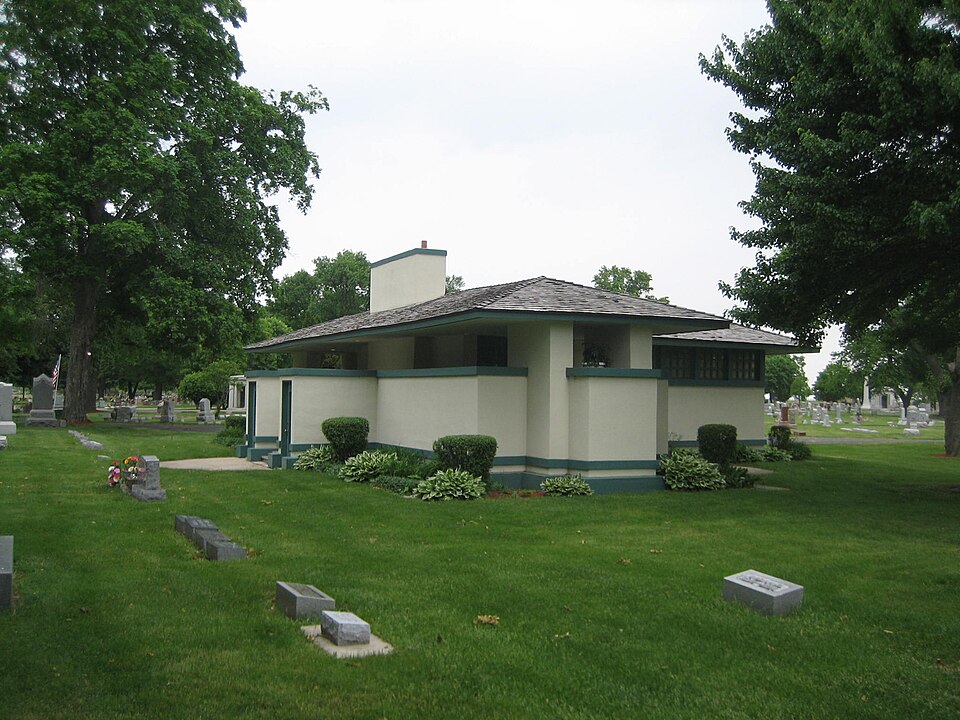 Photograph of Pettit Memorial Chapel